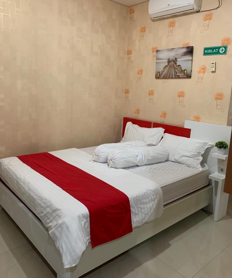Platinum Setramurni Guest House Bandung 3Br Exterior photo